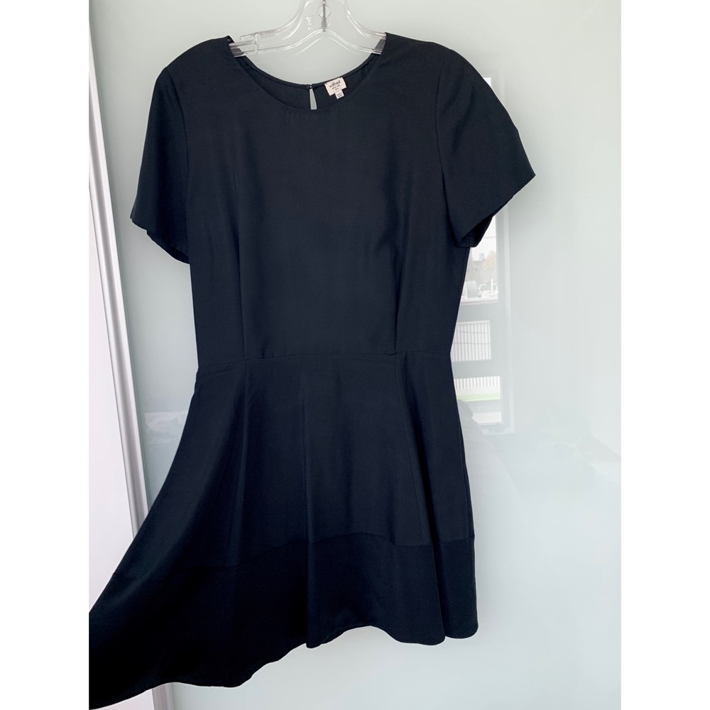Wilfred cocktail dress from Aritzia